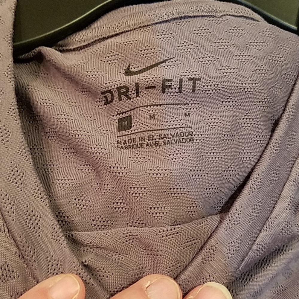 2/$30 NWT men's Nike size M dri-fit top - Picture 7 of 8